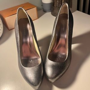 Calvin Klein Shimmery Pumps